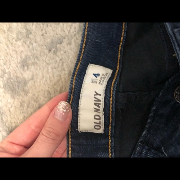 Old Navy capris - Picture 2 of 4